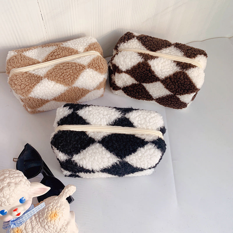 Estuche para lápices de felpa a cuadros con diseño de nicho, bolsa de almacenamiento de gran capacidad