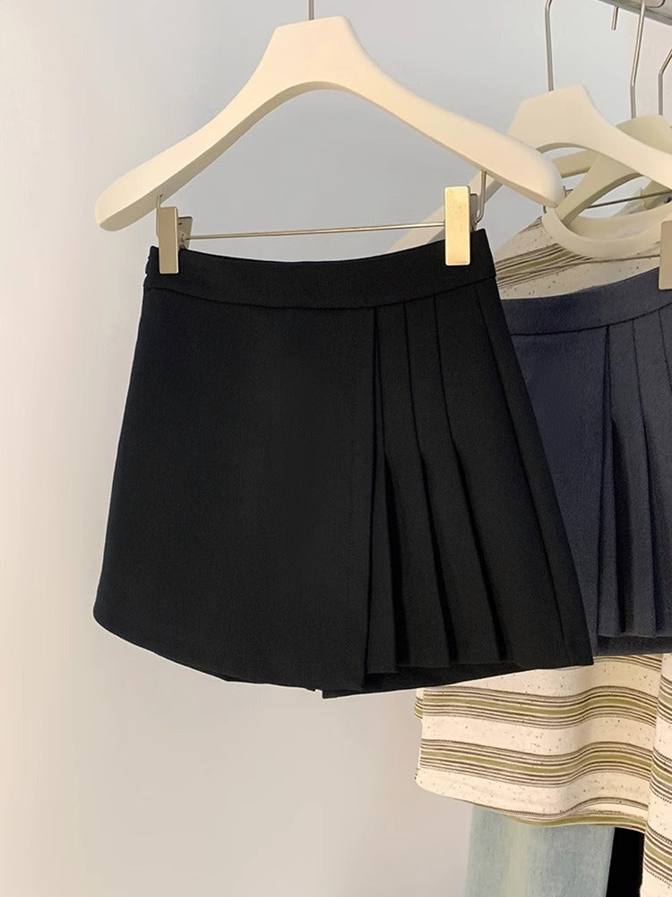 Loose-fitting Figure-flattering Versatile Wide-leg Pantskirt Shorts