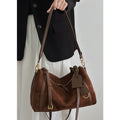 Bolso bandolera retro de ante mate elegante para mujer
