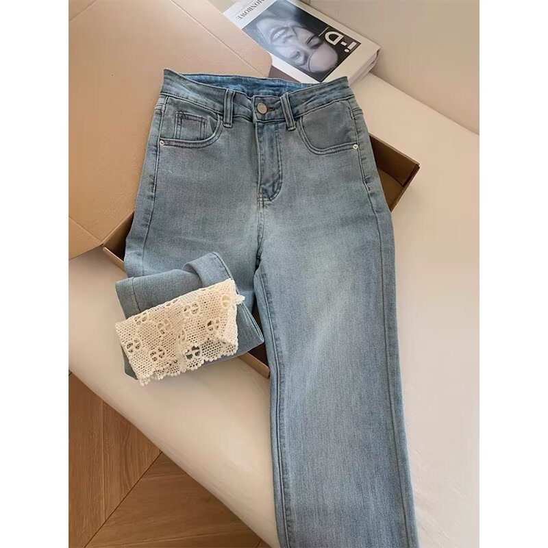 Vaqueros rectos con encaje retro de moda para mujer