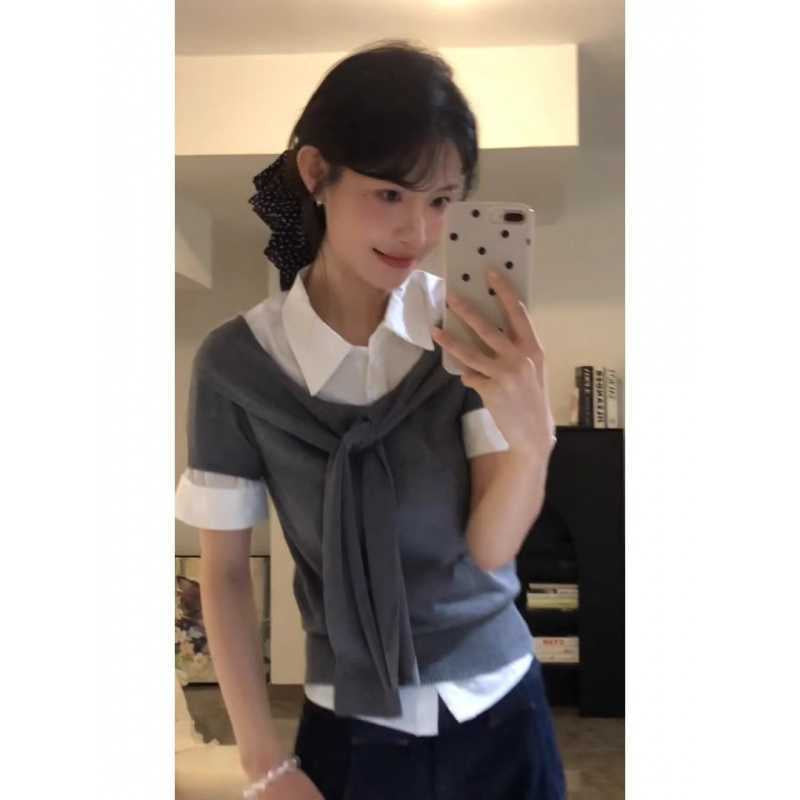 Seamless Knitted Top With Twist Detail And Lapel Collar