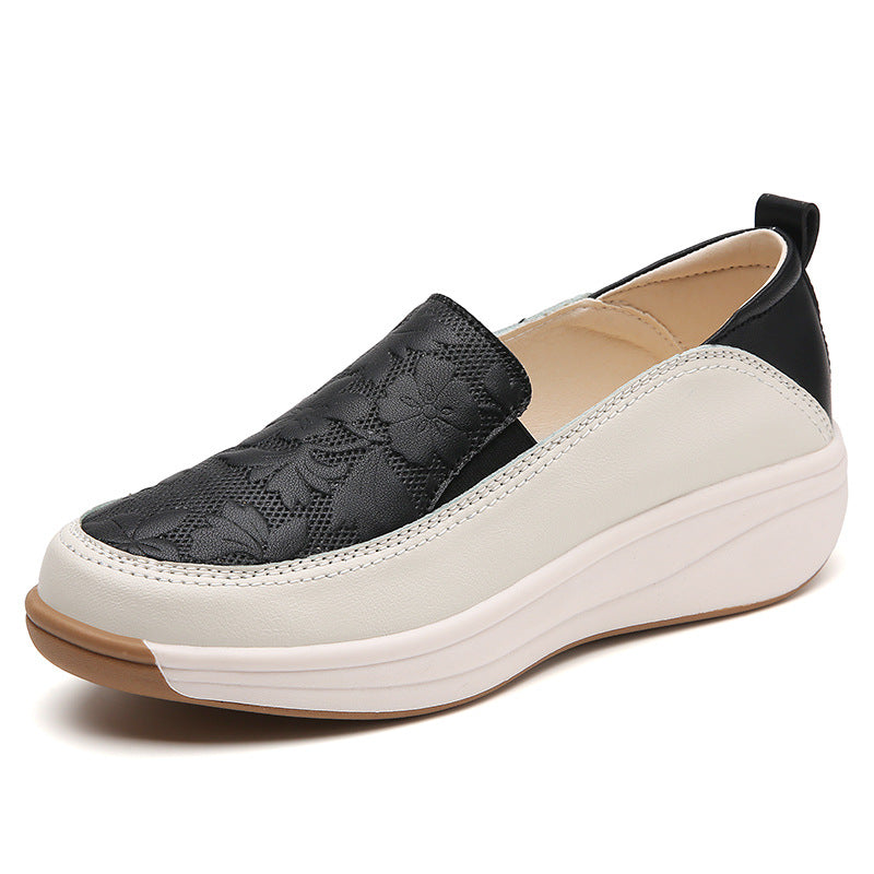 Zapatillas blancas de suela gruesa para mujer con tacón alto y estilo slip-on