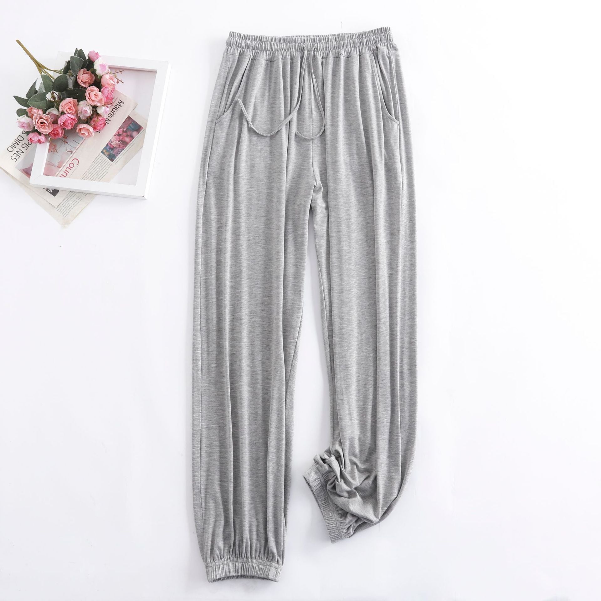 Womens High-waisted Draping Sweatpants For A Slimming Casual Look