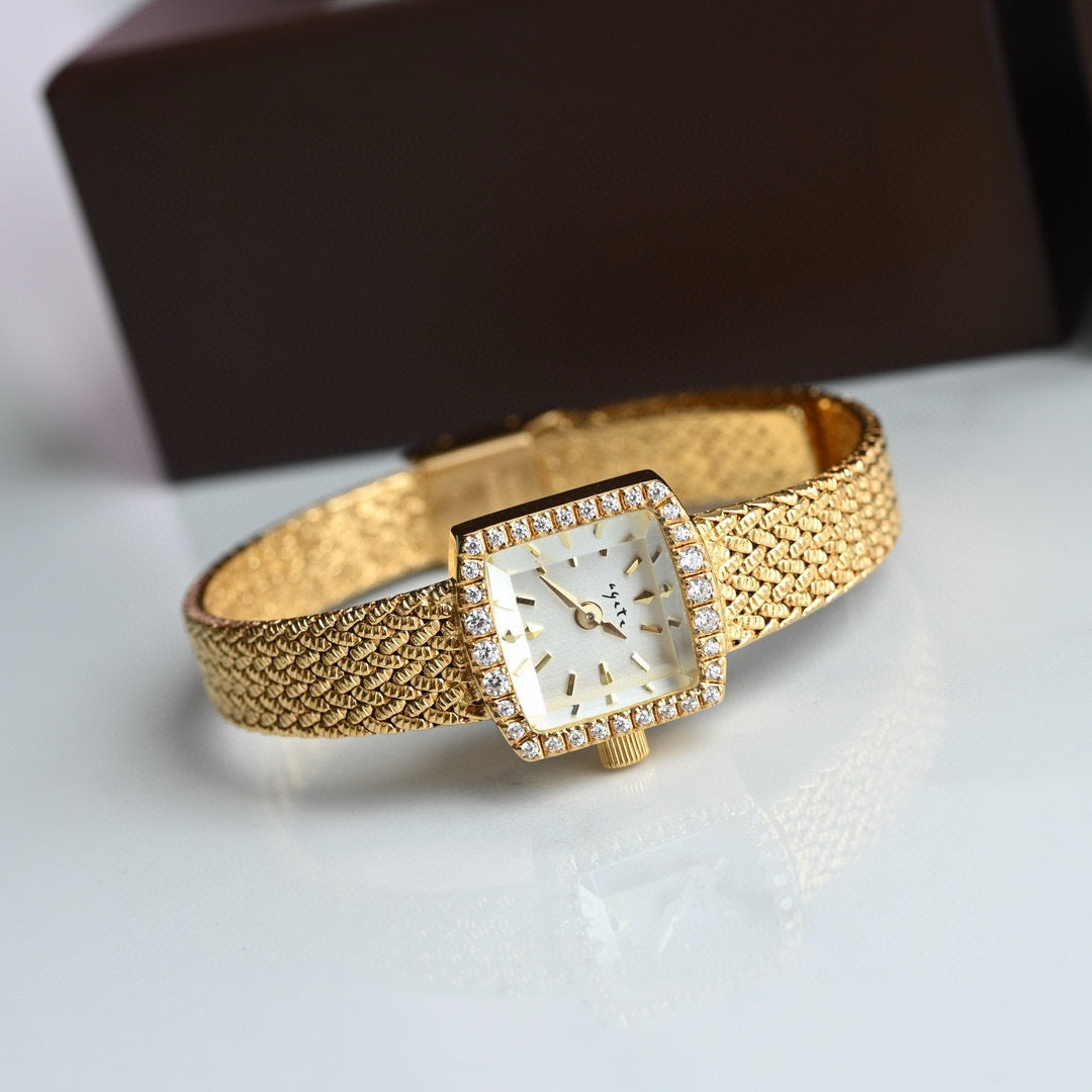 Reloj cuadrado vintage para mujer: un delicado diseño mini cuadrado con motivo de gavilla de trigo.