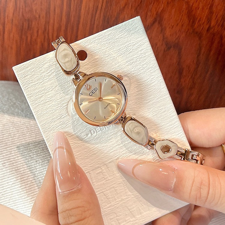 Reloj de cuarzo minimalista, pequeño, exquisito y de lujo para mujer.
