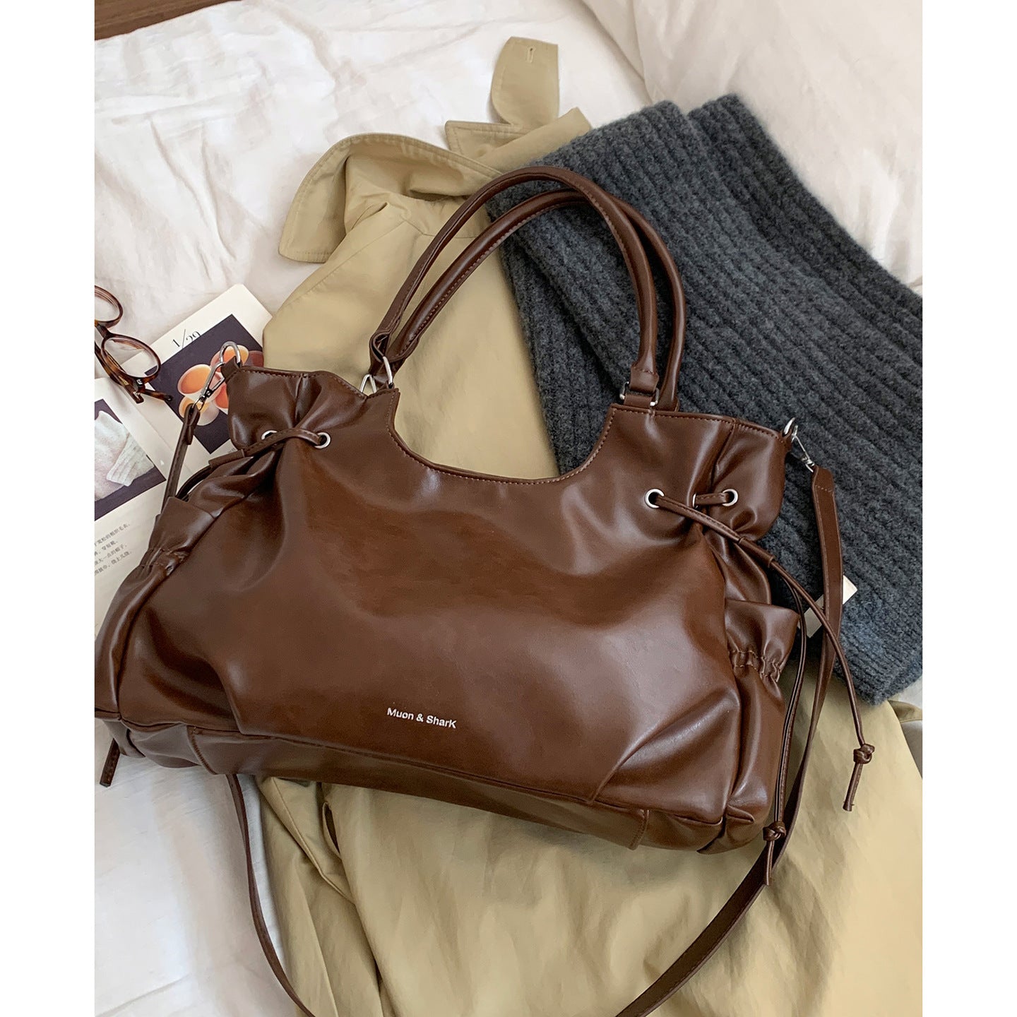 Bolso de mano estilo motero vintage de gran capacidad para mujer