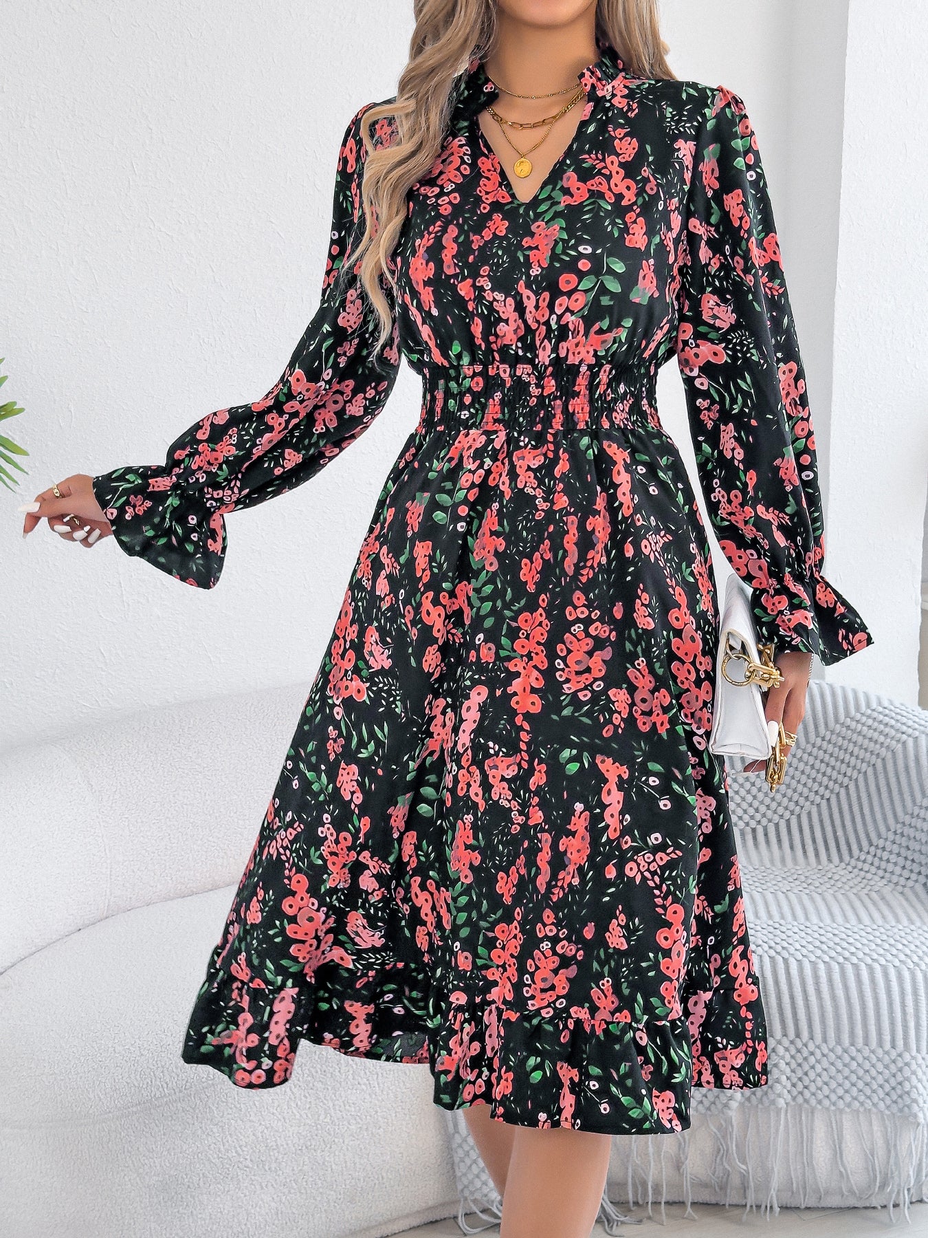 Vestido informal de corte A con estampado floral, mangas acampanadas y cintura anudada para mujer