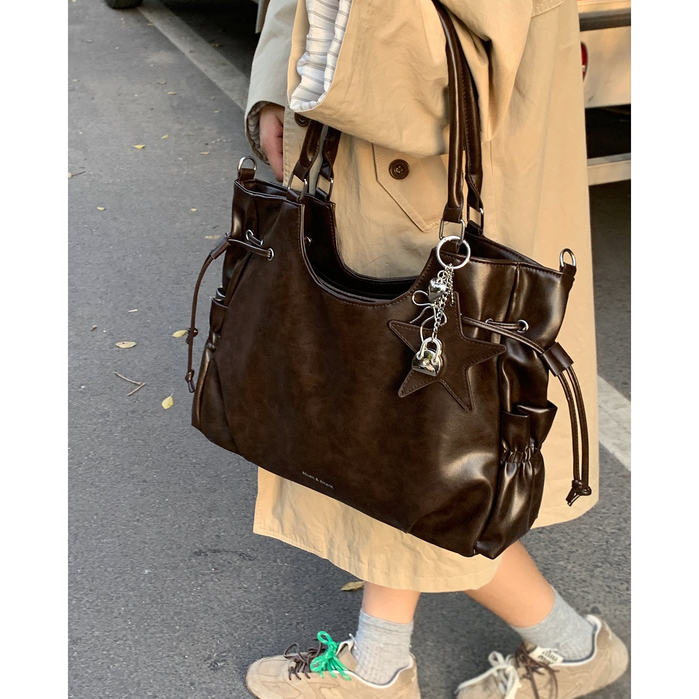 Bolso de mano estilo motero vintage de gran capacidad para mujer