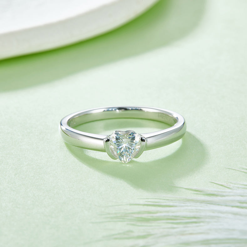 Heart-shaped Moissanite Set With Top-quality Moissanite Luxury And Fashionable Light Luxury Jewelry Silver Ring S925 Silver-plated Platinum