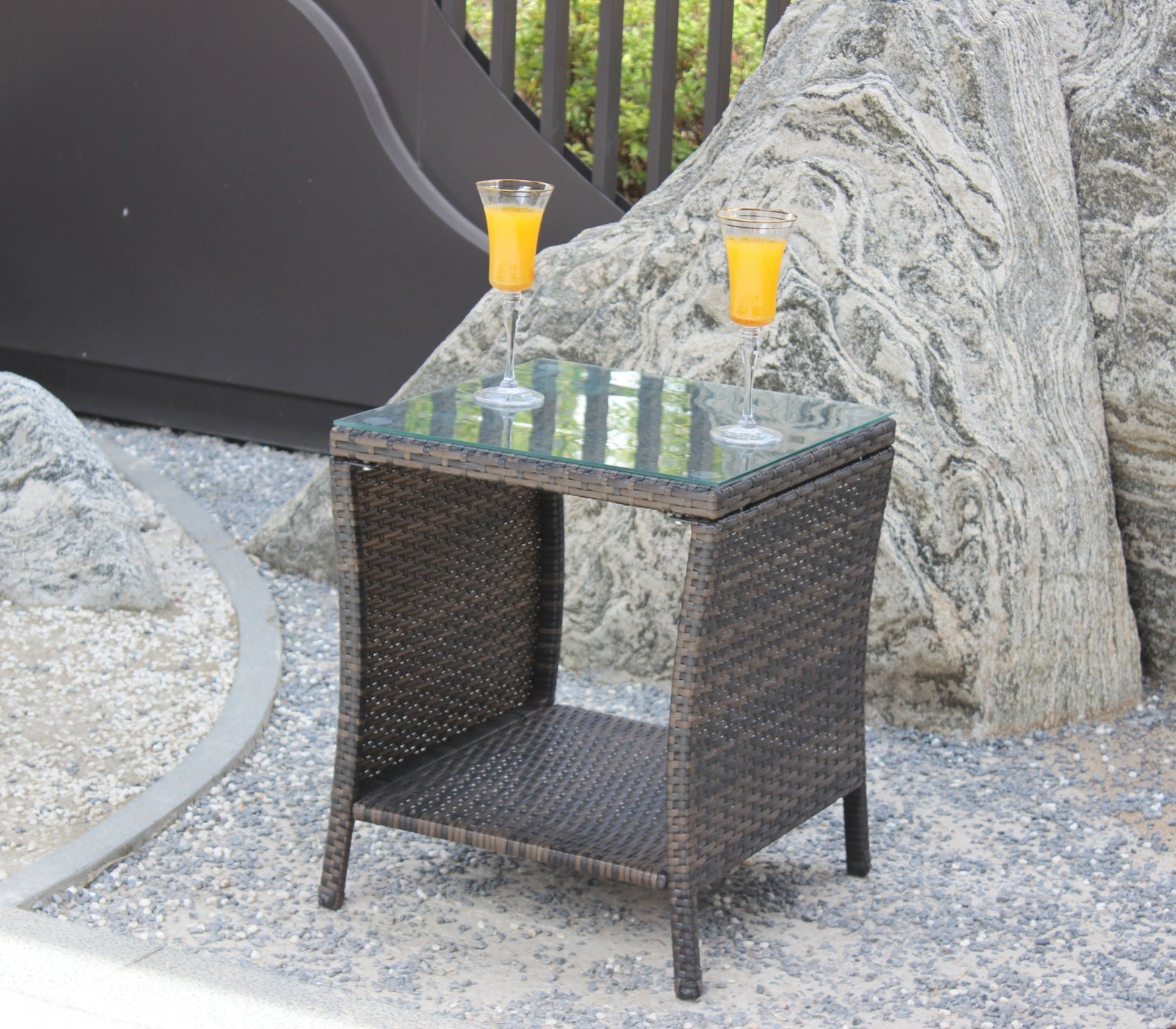 Outdoor Patio Furniture 1 Coffee Table With Clear Tempered Glass