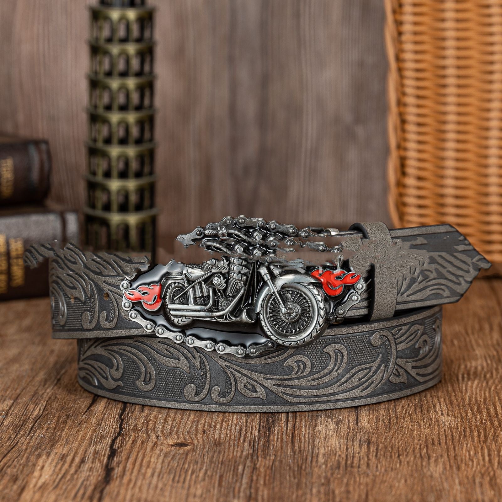 Cinturón de cuero vaquero personalizado con diseño retro europeo y americano de calavera de escorpión