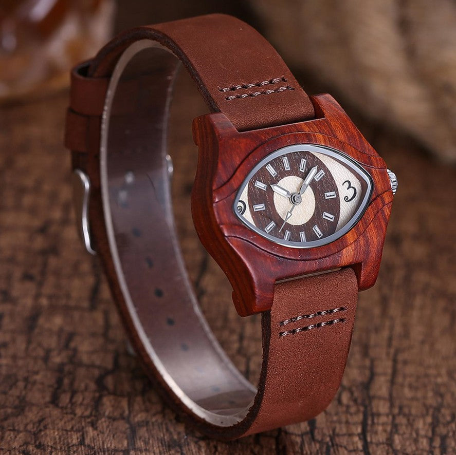 Reloj de madera informal Qians: un reloj de sándalo de alta calidad con una esfera llamativa.