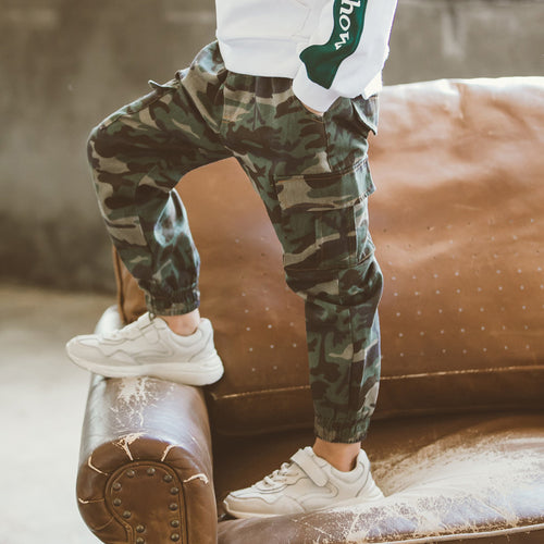 Pantalones deportivos casuales de camuflaje militar para niños