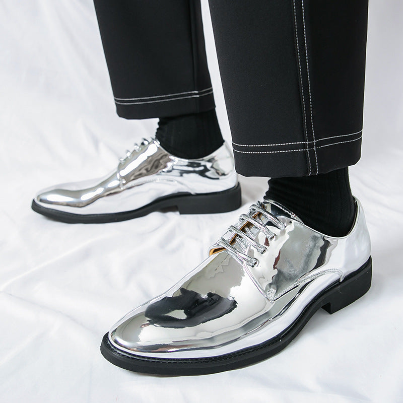 Zapatos casuales de cuero brillante con punta puntiaguda para hombre, estilo británico