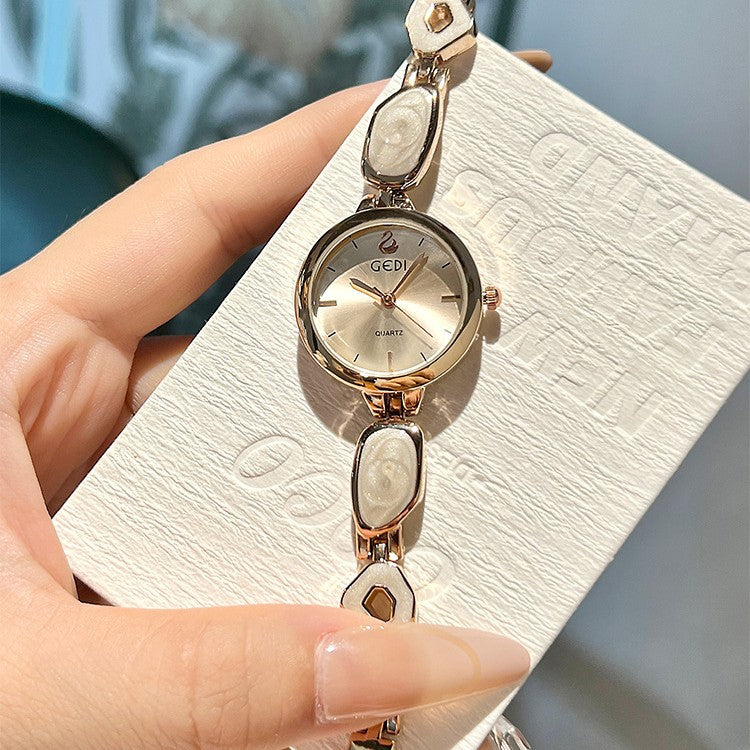 Reloj de cuarzo minimalista, pequeño, exquisito y de lujo para mujer.