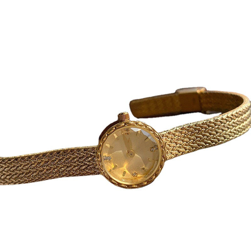 Reloj cuadrado vintage para mujer: un delicado diseño mini cuadrado con motivo de gavilla de trigo.