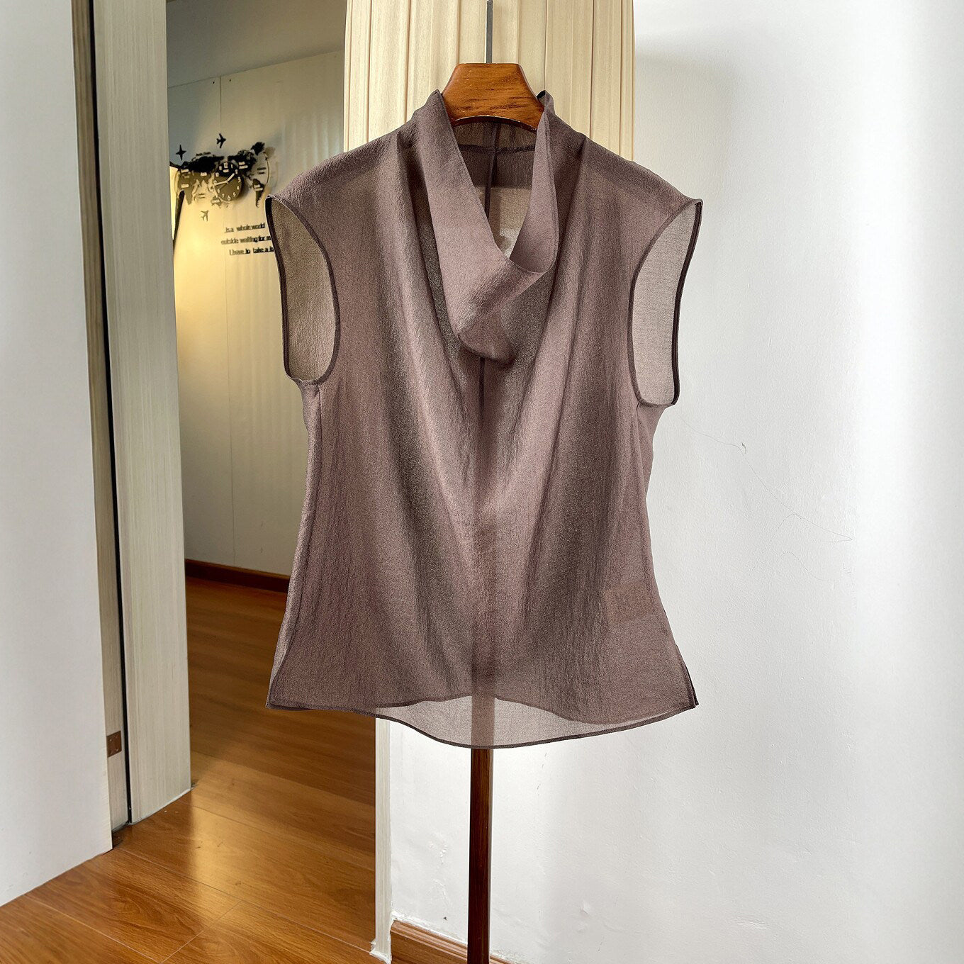 Micro-see-through Sleeveless Blouse Womens Loose-fit Boat-neck Top