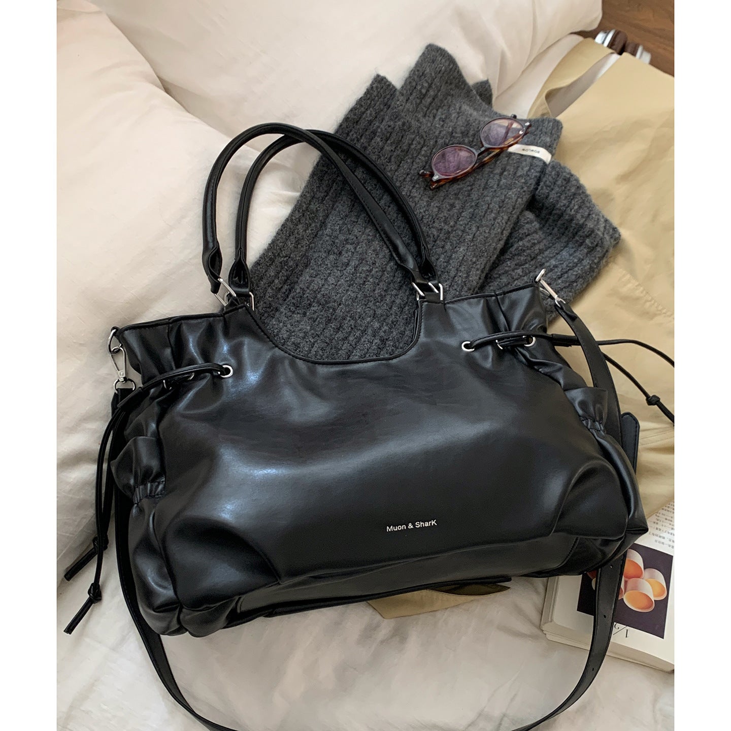 Bolso de mano estilo motero vintage de gran capacidad para mujer
