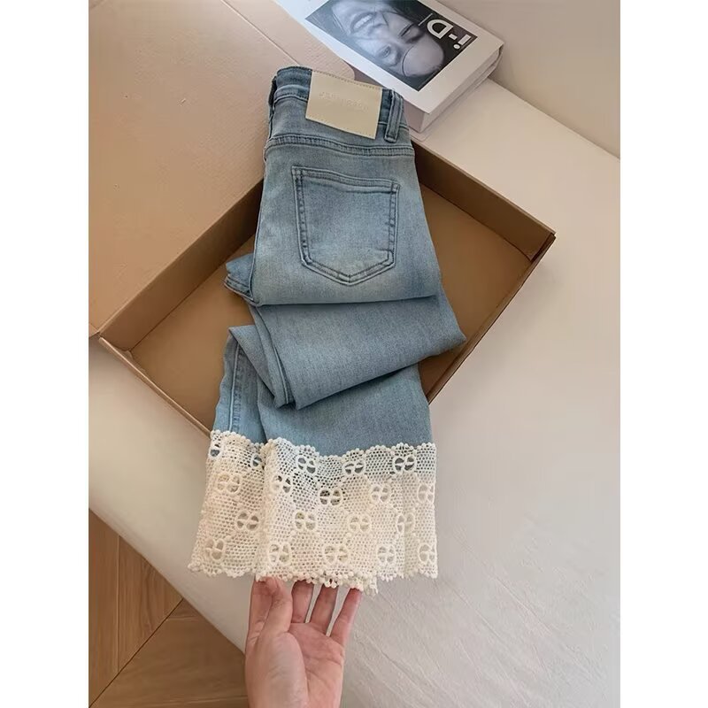 Vaqueros rectos con encaje retro de moda para mujer