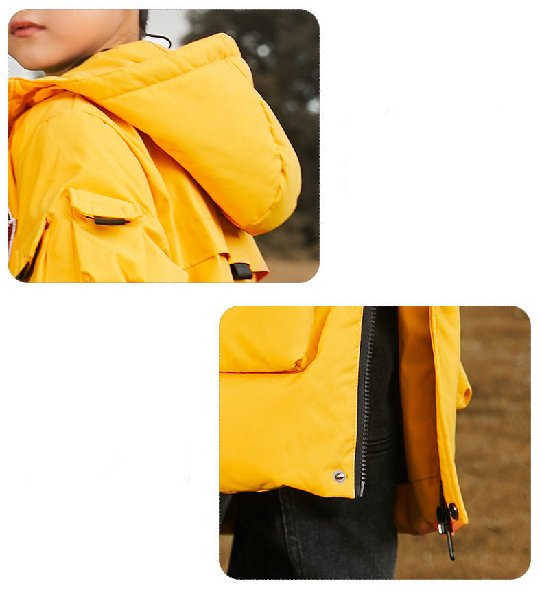 Chaqueta de plumón de longitud media para niños de color liso a la moda