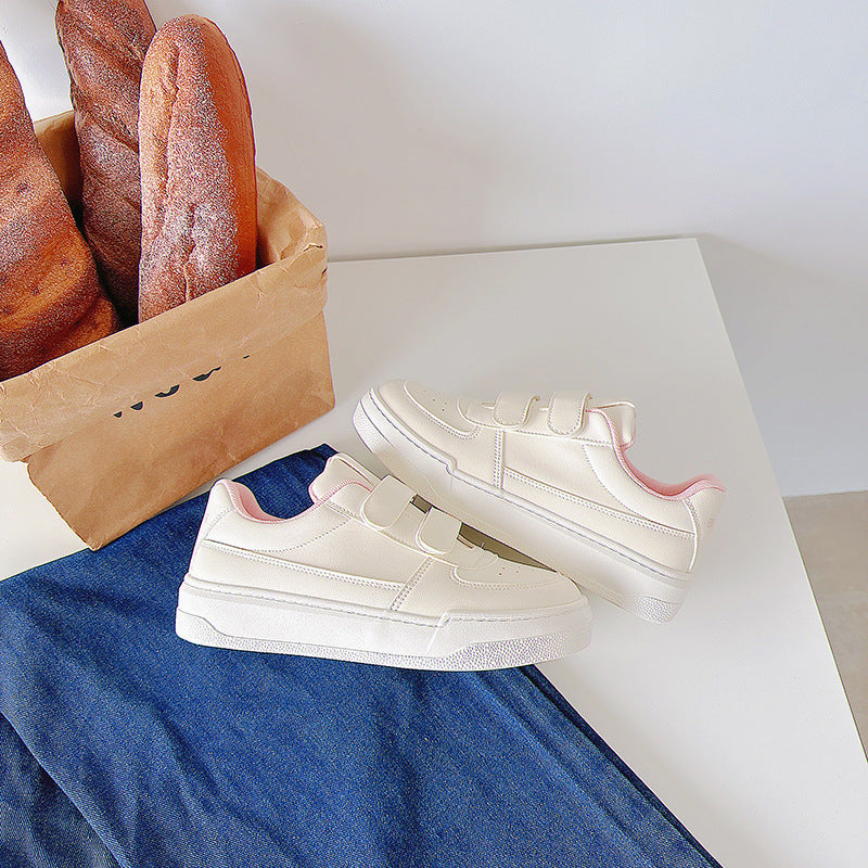 Zapatillas blancas transpirables de estilo coreano para estudiantes con suela plana