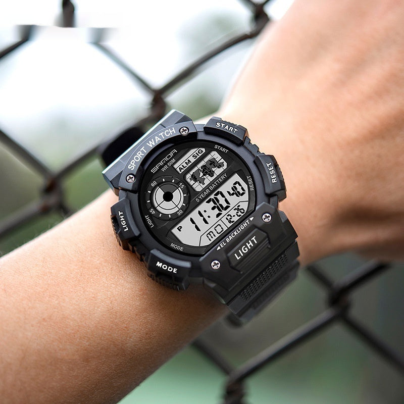 Reloj digital multifuncional, resistente al agua y luminoso de una sola pantalla para deportes.