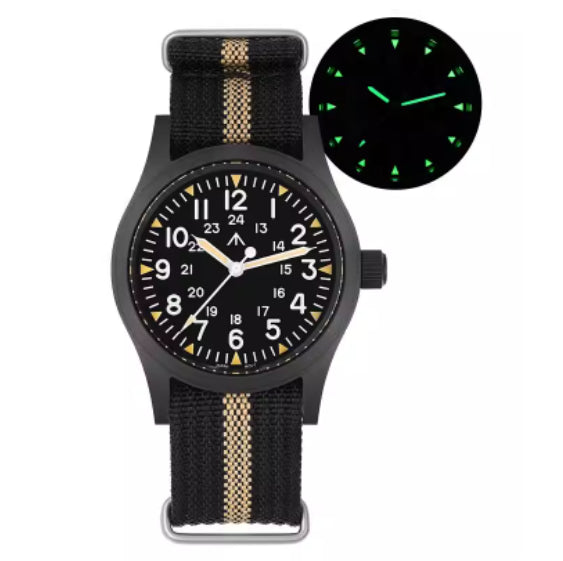 Reloj militar retro con segundero de cuarzo