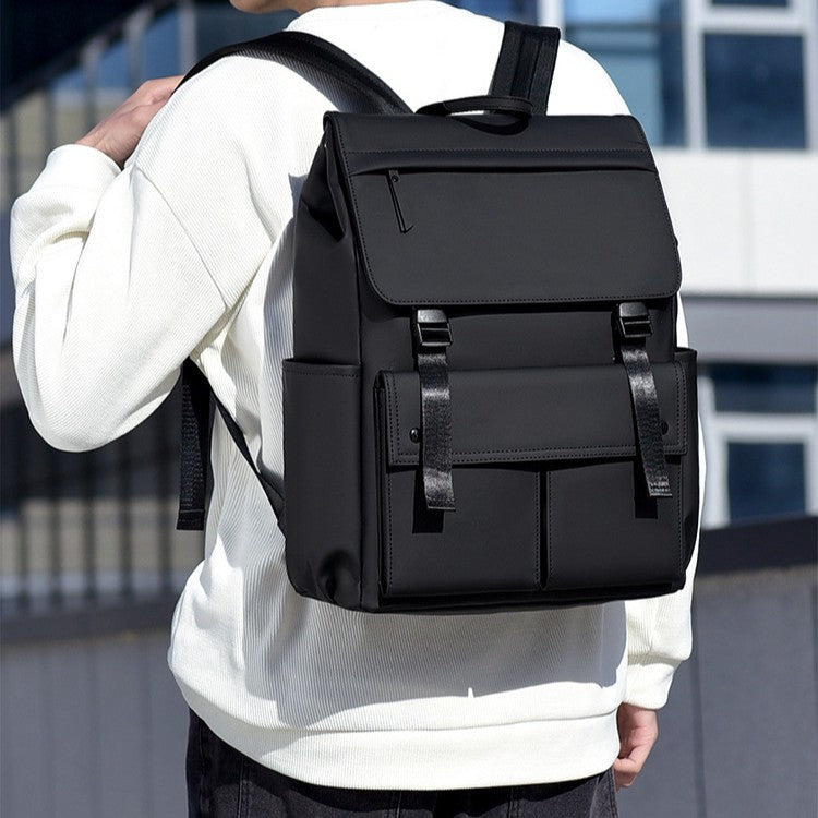 Mochila para hombre con diseño minimalista e informal y elegante