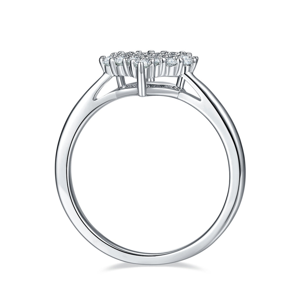 A Luxurious And Fashionable Light Luxury Jewelry Silver Ring Set With Top-quality Moissanite, S925 Silver Plated With Platinum