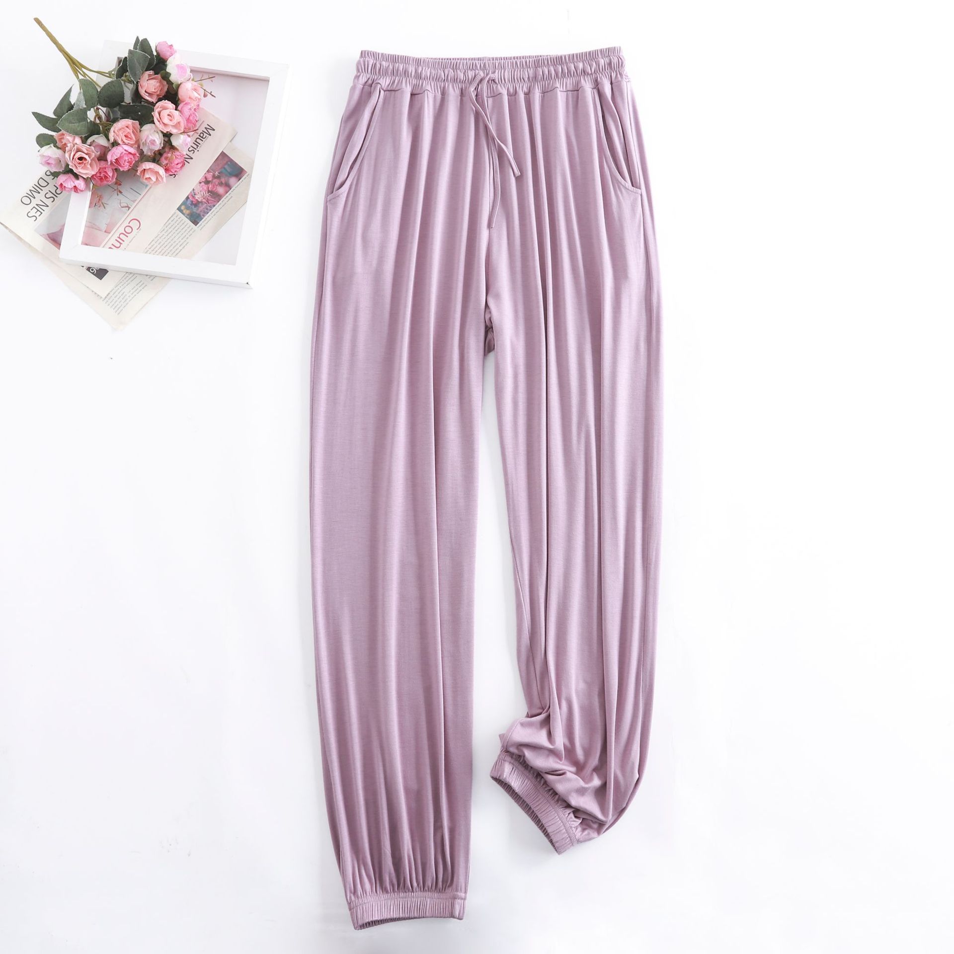 Womens High-waisted Draping Sweatpants For A Slimming Casual Look