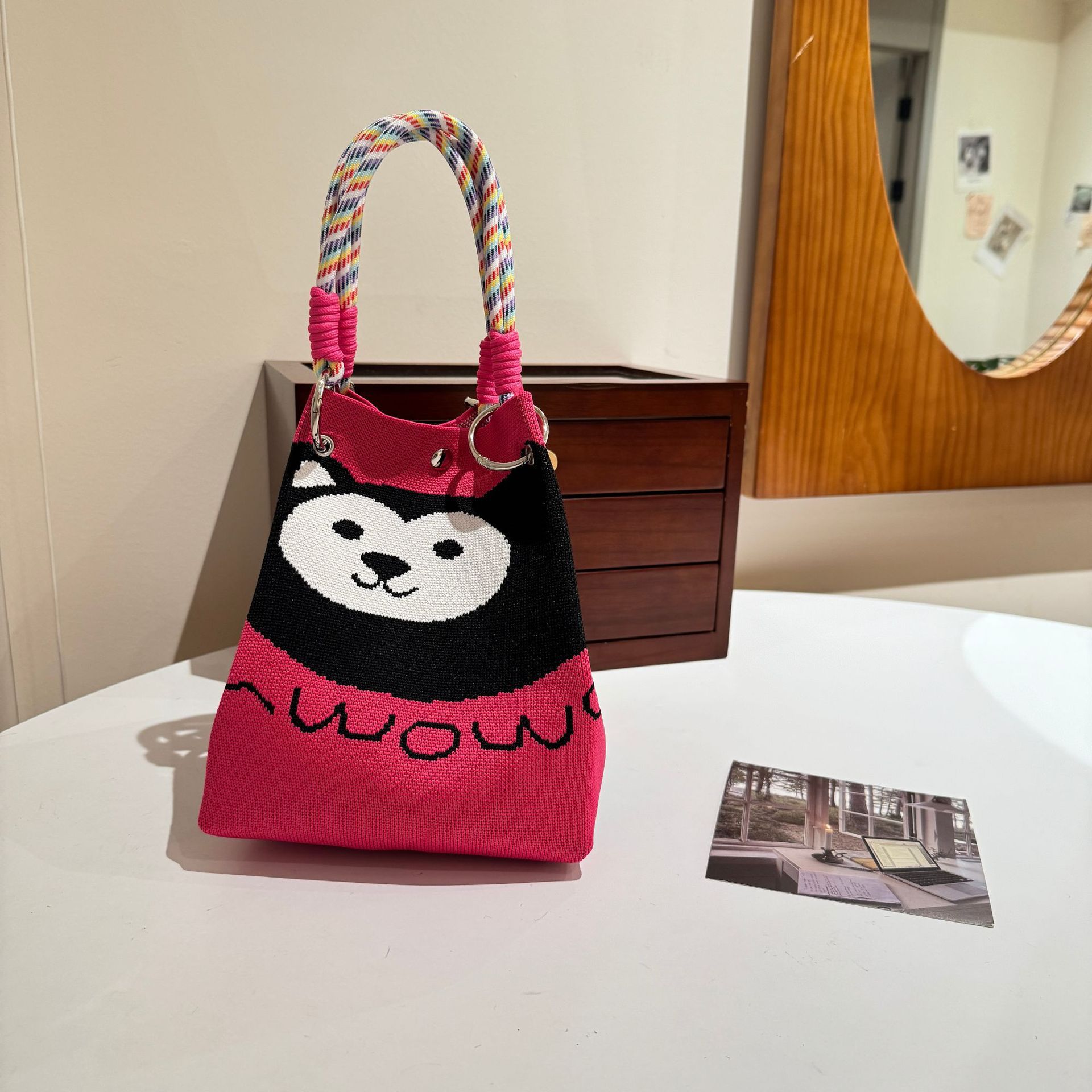 Bolso tote de punto rojo para mujer con cierre magnético y gran capacidad.