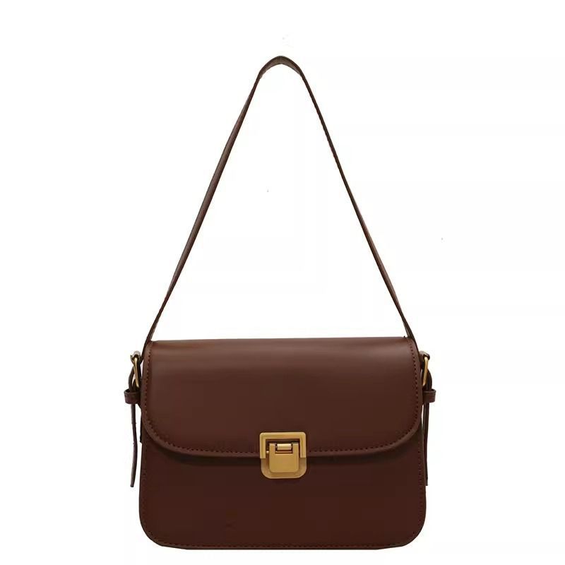 Bolso bandolera cuadrado de moda que combina con todo