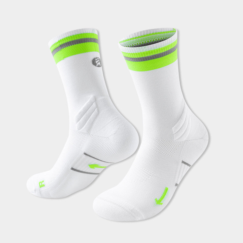 Calcetines de maratón a media pantorrilla para hombre y mujer, ideales para senderismo y trail running.