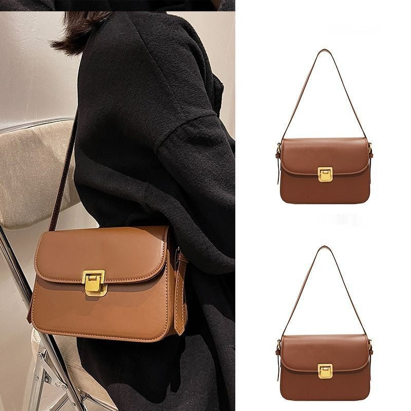 Bolso bandolera cuadrado de moda que combina con todo