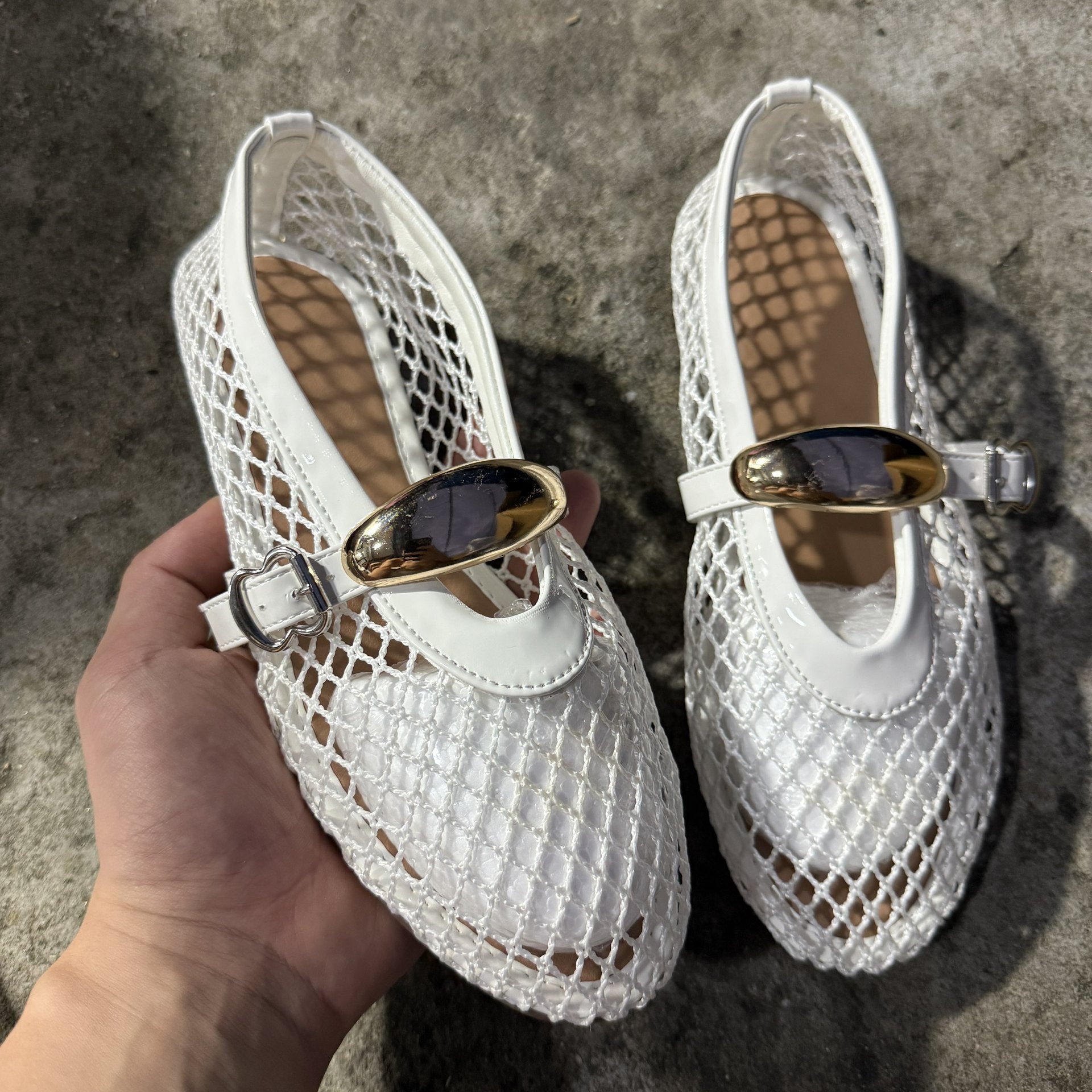 Round-toe Fishnet Hollow-out Ballet Flats Fashionable And Flat