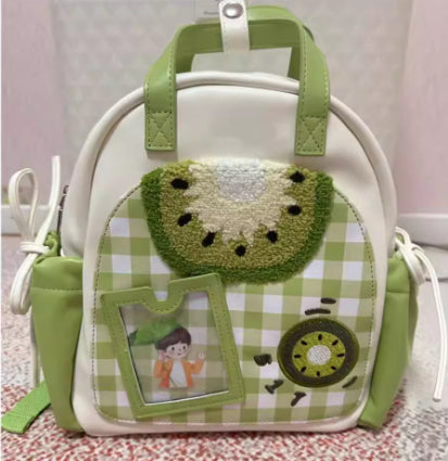 Linda y súper adorable mochila minimalista de kiwi. Una mochila dulce y delicada, perfecta para niñas.